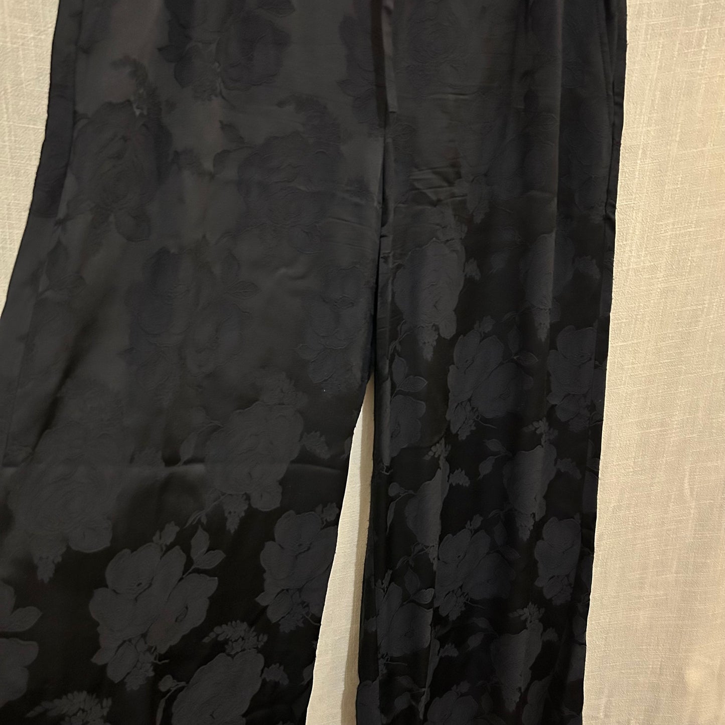 Navy Floral Jacquard Drawstring Culotte Pants
